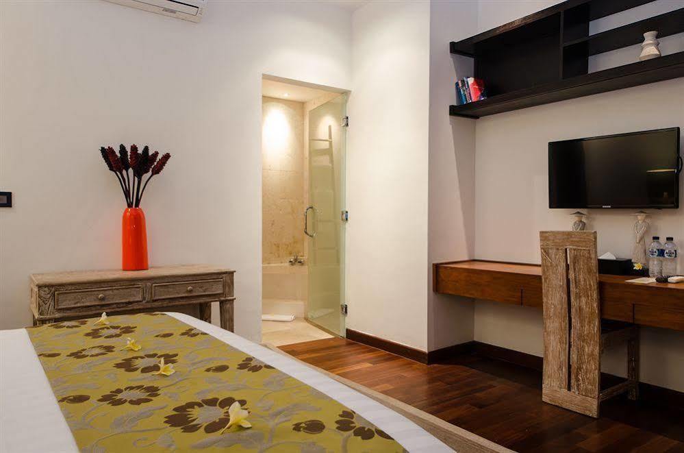 Villa Artisane Seminyak Esterno foto